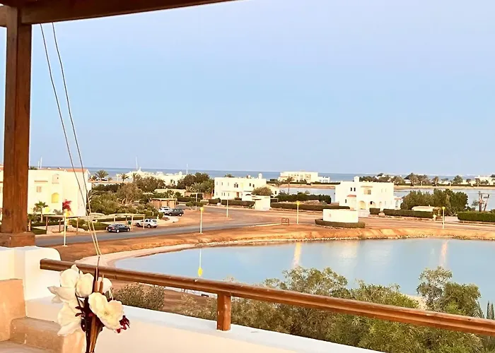White 4 Bedroom Elgouna Heated Pool *